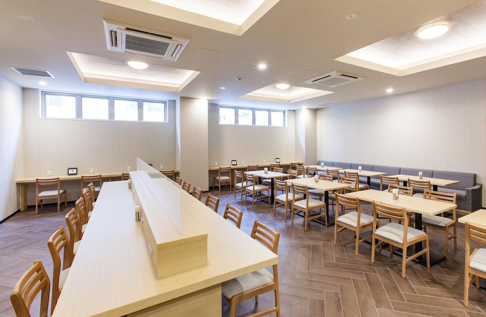 Y's Shin 酒店